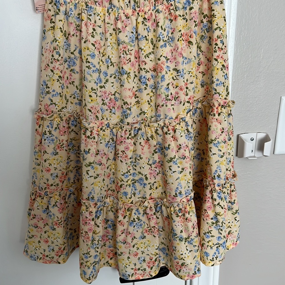 Dress - Picture 6 of 6